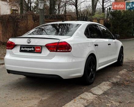 Білий Фольксваген Пассат, об'ємом двигуна 2.5 л та пробігом 206 тис. км за 9990 $, фото 6 на Automoto.ua