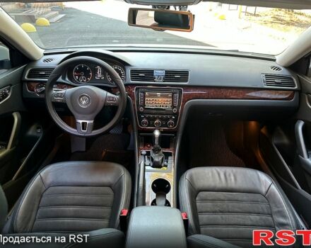 Белый Фольксваген Пассат, объемом двигателя 2 л и пробегом 130 тыс. км за 13300 $, фото 8 на Automoto.ua