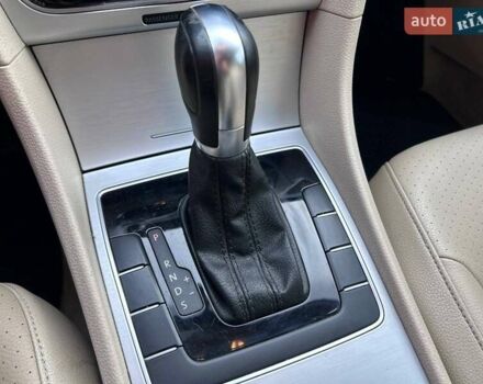 Білий Фольксваген Пассат, об'ємом двигуна 2.5 л та пробігом 158 тис. км за 11290 $, фото 21 на Automoto.ua