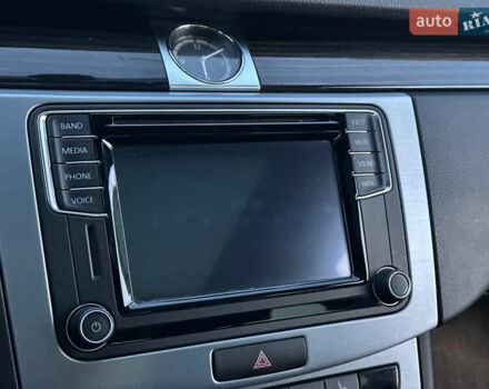 Фольксваген Пассат 2013 в Одессе на Automoto.ua Белый Фольксваген Пассат, объемом двигателя 1.98 л и пробегом 150 тыс. км за 12500 $, фото 60 на Automoto.ua