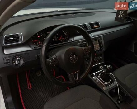 Белый Фольксваген Пассат, объемом двигателя 1.97 л и пробегом 340 тыс. км за 9950 $, фото 48 на Automoto.ua