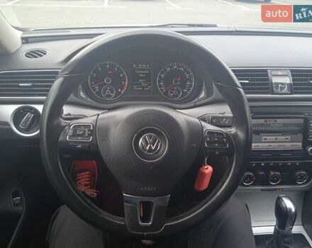 Білий Фольксваген Пассат, об'ємом двигуна 2.5 л та пробігом 174 тис. км за 11700 $, фото 15 на Automoto.ua