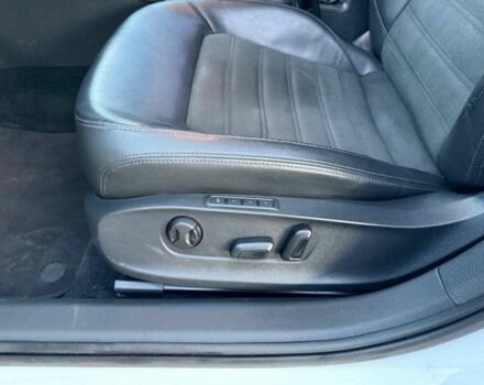 Белый Фольксваген Пассат, объемом двигателя 2 л и пробегом 151 тыс. км за 13200 $, фото 6 на Automoto.ua