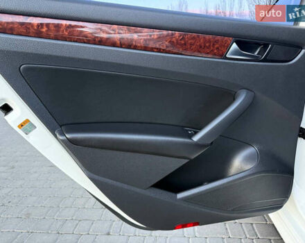 Белый Фольксваген Пассат, объемом двигателя 2 л и пробегом 154 тыс. км за 13200 $, фото 41 на Automoto.ua