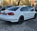 Білий Фольксваген Пассат, об'ємом двигуна 2 л та пробігом 222 тис. км за 14190 $, фото 5 на Automoto.ua