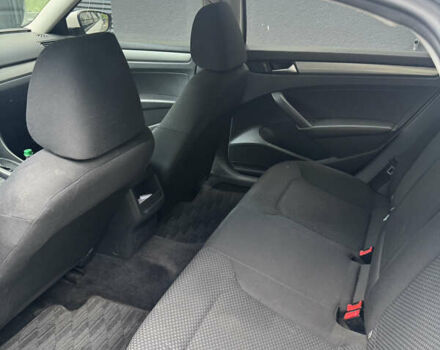 Білий Фольксваген Пассат, об'ємом двигуна 2.5 л та пробігом 250 тис. км за 8700 $, фото 13 на Automoto.ua