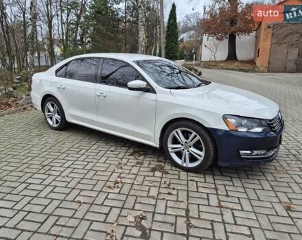Белый Фольксваген Пассат, объемом двигателя 2.5 л и пробегом 250 тыс. км за 8000 $, фото 8 на Automoto.ua
