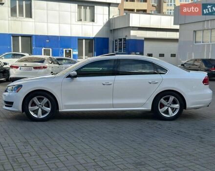 Білий Фольксваген Пассат, об'ємом двигуна 2.5 л та пробігом 159 тис. км за 10990 $, фото 9 на Automoto.ua