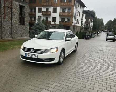 Білий Фольксваген Пассат, об'ємом двигуна 2.46 л та пробігом 241 тис. км за 9100 $, фото 3 на Automoto.ua