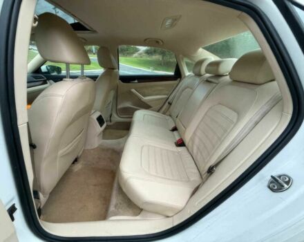 Белый Фольксваген Пассат, объемом двигателя 2.5 л и пробегом 90 тыс. км за 3900 $, фото 11 на Automoto.ua