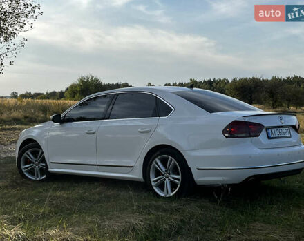Фольксваген Пассат 2013 в Вышгороде на Automoto.ua Белый Фольксваген Пассат, объемом двигателя 1.97 л и пробегом 102 тыс. км за 14000 $, фото 6 на Automoto.ua