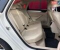 Білий Фольксваген Пассат, об'ємом двигуна 2.5 л та пробігом 158 тис. км за 11290 $, фото 8 на Automoto.ua