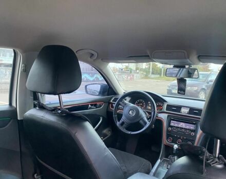 Белый Фольксваген Пассат, объемом двигателя 2.5 л и пробегом 175 тыс. км за 9900 $, фото 16 на Automoto.ua