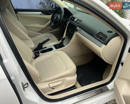 Білий Фольксваген Пассат, об'ємом двигуна 1.97 л та пробігом 267 тис. км за 10500 $, фото 15 на Automoto.ua