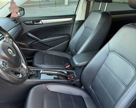 Білий Фольксваген Пассат, об'ємом двигуна 1.97 л та пробігом 180 тис. км за 12800 $, фото 14 на Automoto.ua