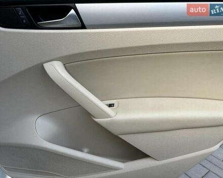 Білий Фольксваген Пассат, об'ємом двигуна 2.5 л та пробігом 159 тис. км за 10990 $, фото 18 на Automoto.ua