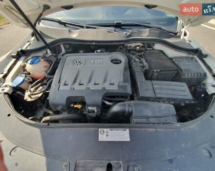 Белый Фольксваген Пассат, объемом двигателя 1.97 л и пробегом 300 тыс. км за 12000 $, фото 8 на Automoto.ua