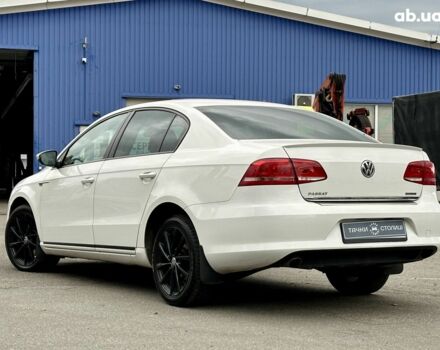 Белый Фольксваген Пассат, объемом двигателя 1.6 л и пробегом 194 тыс. км за 11400 $, фото 2 на Automoto.ua