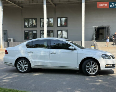 Білий Фольксваген Пассат, об'ємом двигуна 1.8 л та пробігом 210 тис. км за 8900 $, фото 11 на Automoto.ua