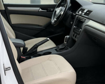 Фольксваген Пассат 2013 в Николаеве на Automoto.ua Белый Фольксваген Пассат, объемом двигателя 2.5 л и пробегом 170 тыс. км за 9900 $, фото 2 на Automoto.ua