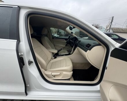 Белый Фольксваген Пассат, объемом двигателя 1.8 л и пробегом 261 тыс. км за 11500 $, фото 10 на Automoto.ua