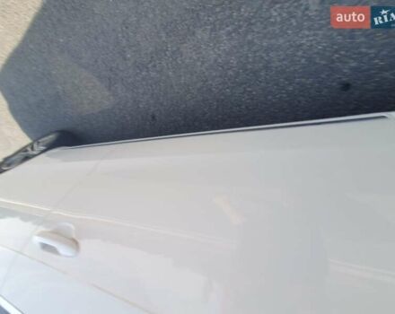 Белый Фольксваген Пассат, объемом двигателя 1.97 л и пробегом 300 тыс. км за 12000 $, фото 10 на Automoto.ua