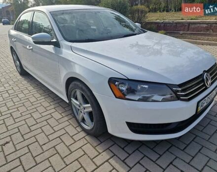 Фольксваген Пассат 2013 в Запорожье на Automoto.ua Белый Фольксваген Пассат, объемом двигателя 2.48 л и пробегом 192 тыс. км за 10500 $, фото 18 на Automoto.ua
