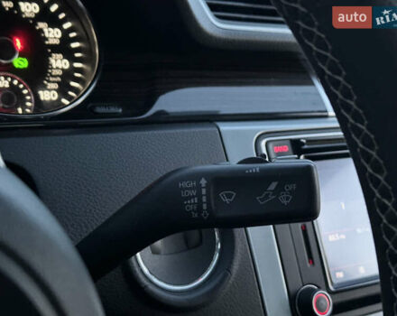 Фольксваген Пассат 2013 в Одессе на Automoto.ua Белый Фольксваген Пассат, объемом двигателя 1.98 л и пробегом 150 тыс. км за 12500 $, фото 57 на Automoto.ua