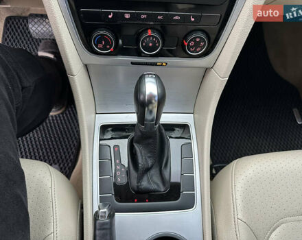 Белый Фольксваген Пассат, объемом двигателя 2 л и пробегом 267 тыс. км за 10499 $, фото 20 на Automoto.ua