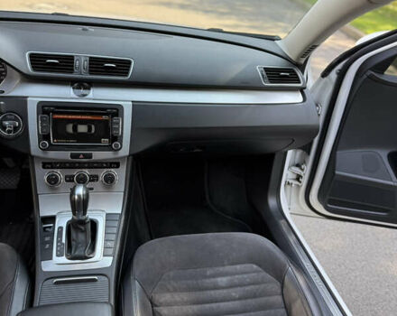 Білий Фольксваген Пассат, об'ємом двигуна 1.8 л та пробігом 210 тис. км за 8900 $, фото 21 на Automoto.ua