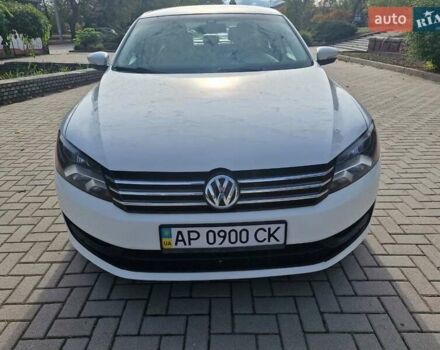 Фольксваген Пассат 2013 в Запорожье на Automoto.ua Белый Фольксваген Пассат, объемом двигателя 2.48 л и пробегом 192 тыс. км за 10500 $, фото 17 на Automoto.ua