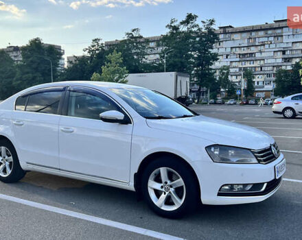 Білий Фольксваген Пассат, об'ємом двигуна 1.8 л та пробігом 250 тис. км за 9900 $, фото 5 на Automoto.ua