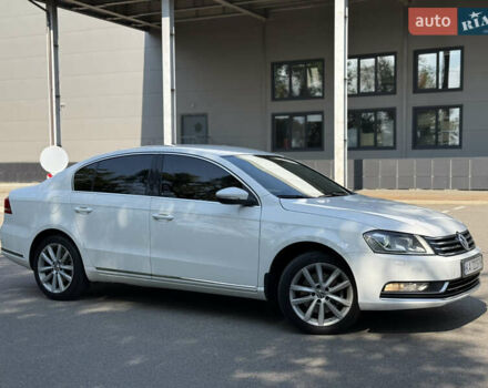 Білий Фольксваген Пассат, об'ємом двигуна 1.8 л та пробігом 210 тис. км за 8900 $, фото 10 на Automoto.ua