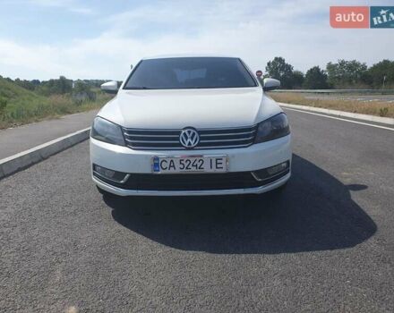 Белый Фольксваген Пассат, объемом двигателя 1.97 л и пробегом 300 тыс. км за 12000 $, фото 21 на Automoto.ua