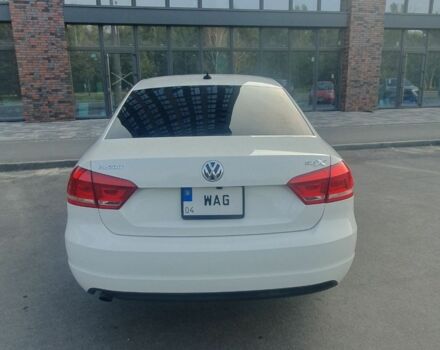 Белый Фольксваген Пассат, объемом двигателя 2.5 л и пробегом 170 тыс. км за 10800 $, фото 1 на Automoto.ua