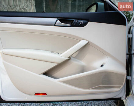 Белый Фольксваген Пассат, объемом двигателя 2 л и пробегом 149 тыс. км за 13250 $, фото 51 на Automoto.ua