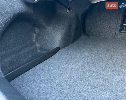 Белый Фольксваген Пассат, объемом двигателя 2 л и пробегом 154 тыс. км за 13200 $, фото 24 на Automoto.ua