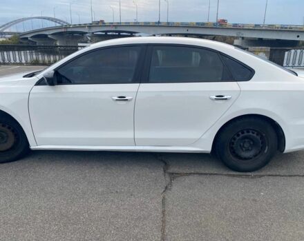 Белый Фольксваген Пассат, объемом двигателя 2.5 л и пробегом 175 тыс. км за 9900 $, фото 5 на Automoto.ua