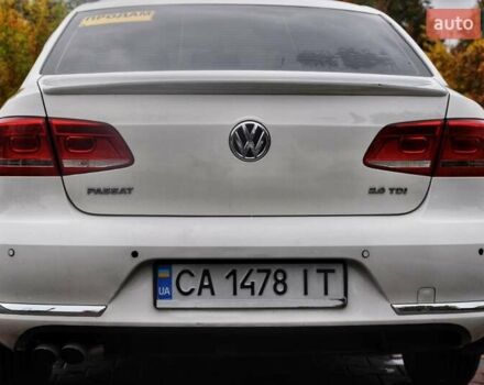 Белый Фольксваген Пассат, объемом двигателя 2 л и пробегом 195 тыс. км за 9000 $, фото 10 на Automoto.ua