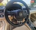 Фольксваген Пассат 2013 в Запорожье на Automoto.ua Белый Фольксваген Пассат, объемом двигателя 2.48 л и пробегом 192 тыс. км за 10500 $, фото 4 на Automoto.ua
