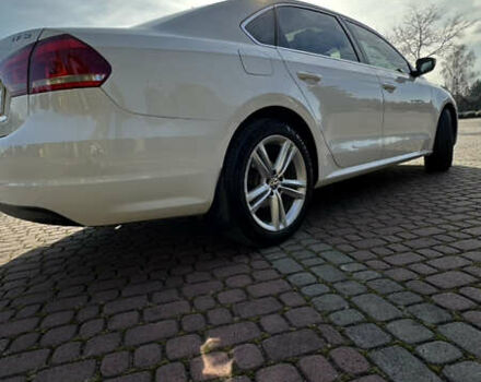 Білий Фольксваген Пассат, об'ємом двигуна 1.8 л та пробігом 153 тис. км за 10000 $, фото 2 на Automoto.ua