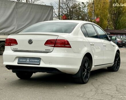 Белый Фольксваген Пассат, объемом двигателя 1.6 л и пробегом 194 тыс. км за 11400 $, фото 4 на Automoto.ua