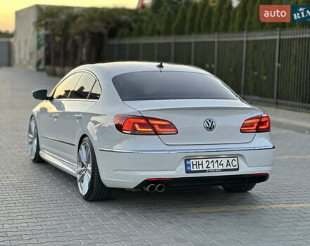 Фольксваген Пассат 2013 в Одессе на Automoto.ua Белый Фольксваген Пассат, объемом двигателя 1.98 л и пробегом 150 тыс. км за 12500 $, фото 14 на Automoto.ua