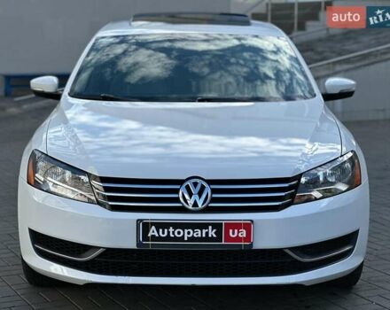 Білий Фольксваген Пассат, об'ємом двигуна 2.5 л та пробігом 159 тис. км за 10990 $, фото 1 на Automoto.ua