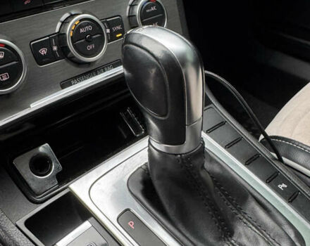 Белый Фольксваген Пассат, объемом двигателя 1.8 л и пробегом 262 тыс. км за 10700 $, фото 9 на Automoto.ua