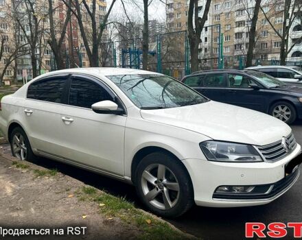 Білий Фольксваген Пассат, об'ємом двигуна 2 л та пробігом 185 тис. км за 11500 $, фото 3 на Automoto.ua