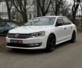 Белый Фольксваген Пассат, объемом двигателя 2.5 л и пробегом 206 тыс. км за 9990 $, фото 1 на Automoto.ua