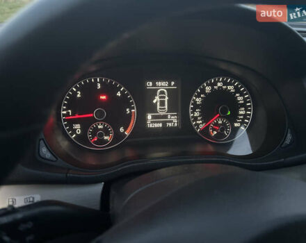 Фольксваген Пассат 2013 в Новоукраинке на Automoto.ua Белый Фольксваген Пассат, объемом двигателя 1.97 л и пробегом 181 тыс. км за 13300 $, фото 14 на Automoto.ua