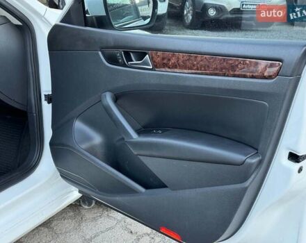 Білий Фольксваген Пассат, об'ємом двигуна 2 л та пробігом 222 тис. км за 14190 $, фото 21 на Automoto.ua