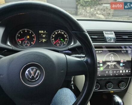 Белый Фольксваген Пассат, объемом двигателя 2.5 л и пробегом 250 тыс. км за 8000 $, фото 14 на Automoto.ua